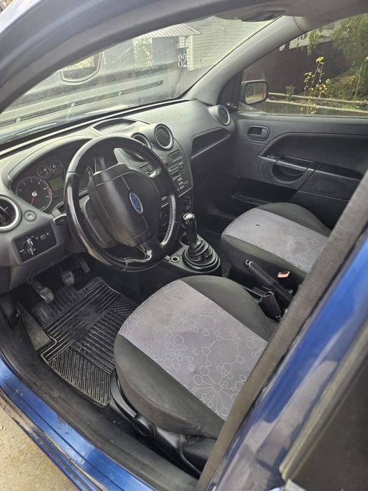 Легковые автомобили