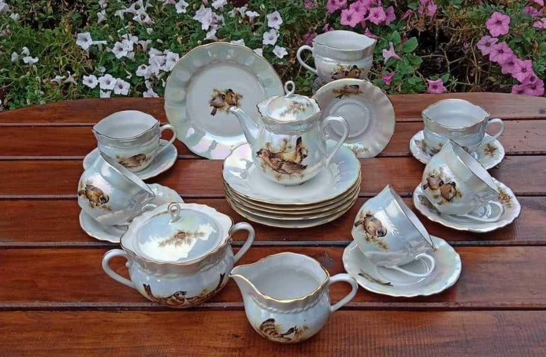 Porcelana KOROSTEŃ ZSRR Serwis do herbaty  Lustra z deserowy talerzami