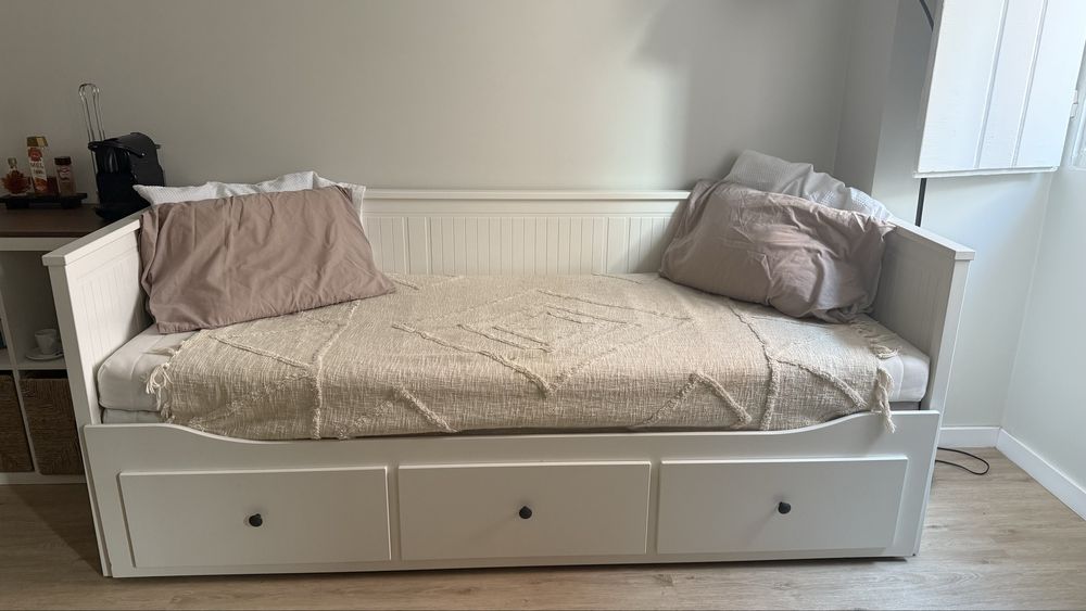 Cama Hemnes Ikea
