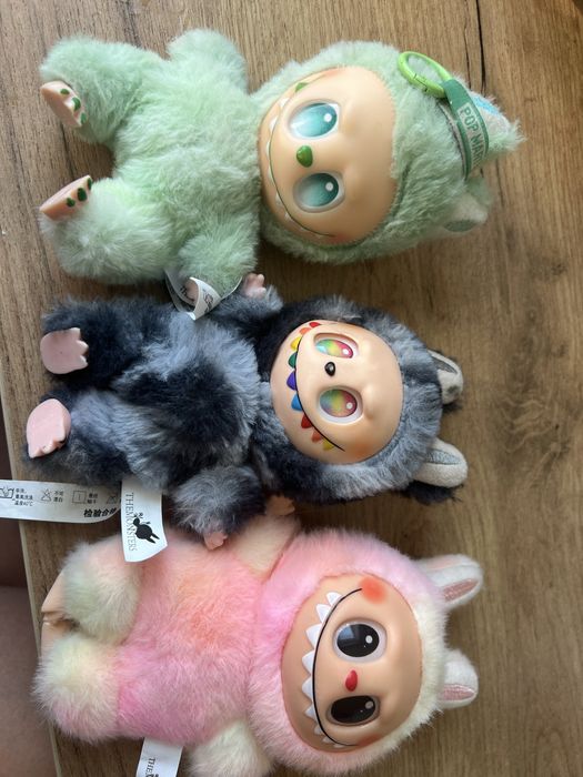 Лабубу  яскраві іграшки