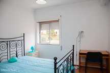 28729 - Suite com cama de casal. Wc privado