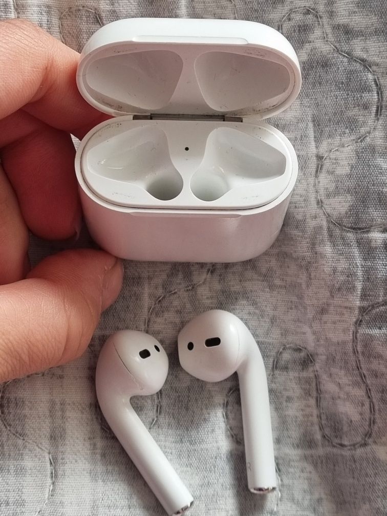 Słuchawki Apple Airpods 2