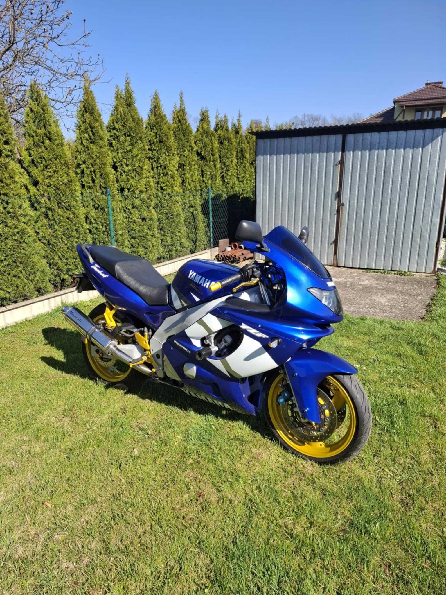 Motocykl Yamaha YZF Thundercat