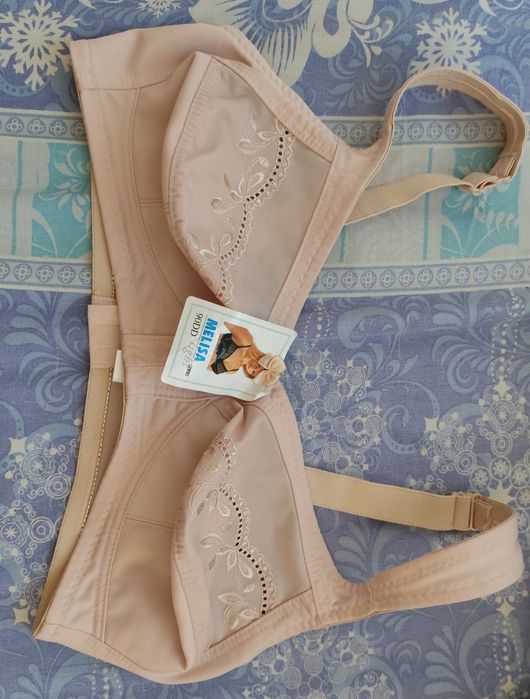 Бюстгальтер /ліфчик новий 90 D