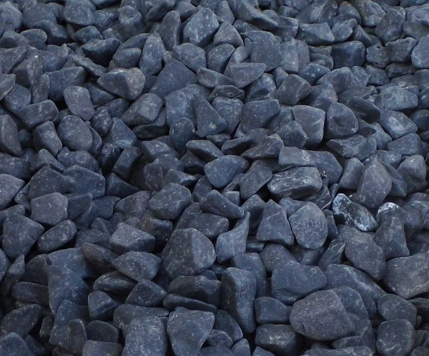 Otoczak grafitowy bazaltowy, otoczak czarny, ciemny kamień do ogrodu