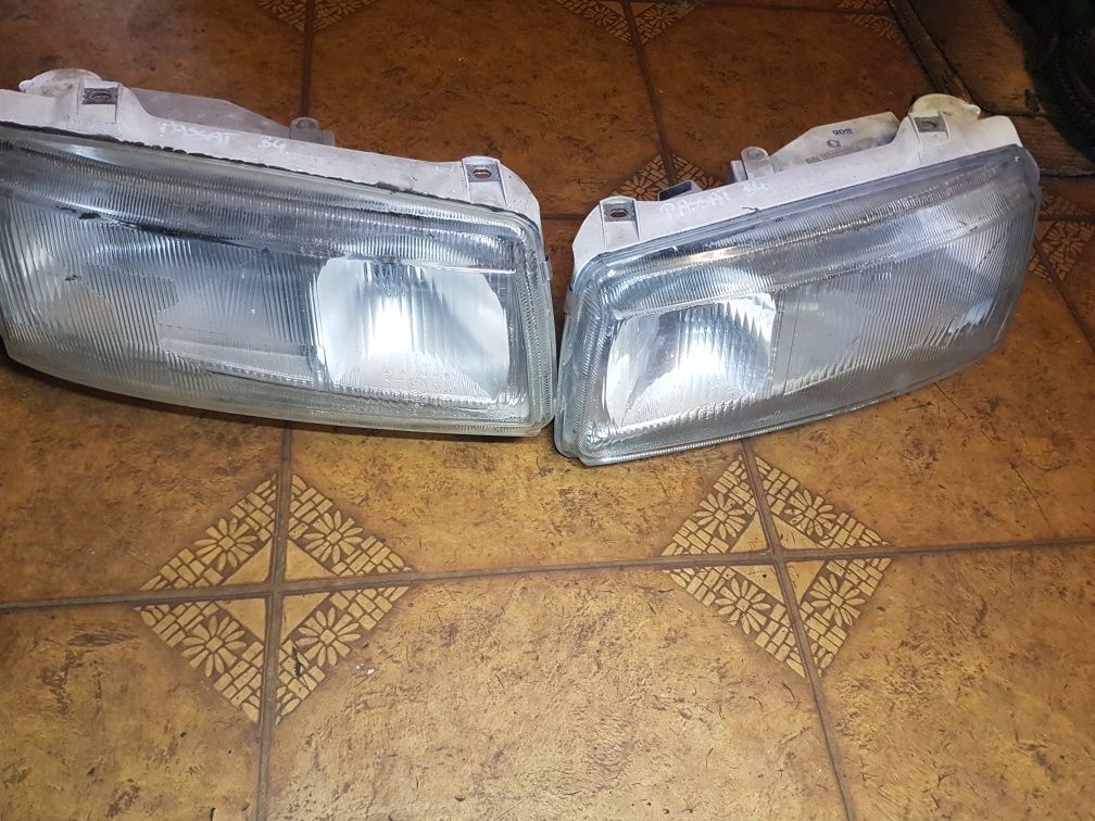 Lampa lampy przód lewa prawa VW Passat B4