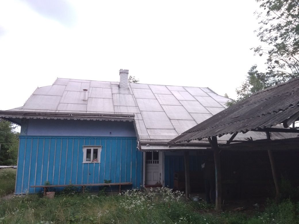 Продається газифіковане господарство в с. Іллінці Коломийського р-ну