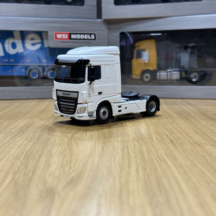 Model WSI 1:50 DAF XF SC 4x2