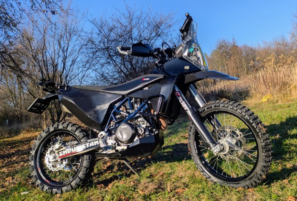 Husqvarna 701 enduro rally baja