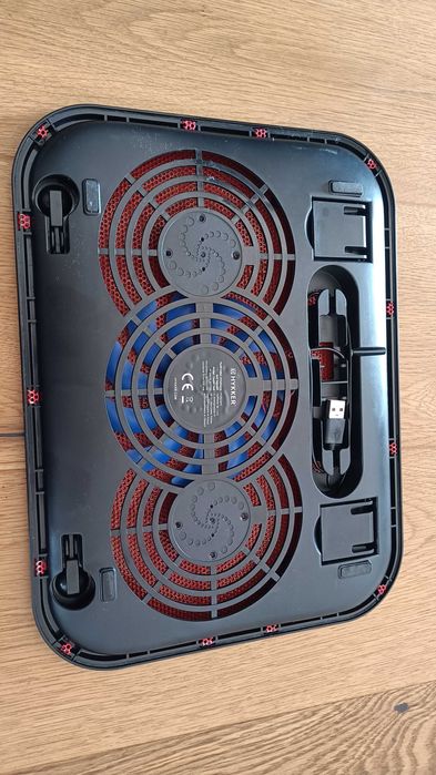 Podstawka chłodząca pod laptopa