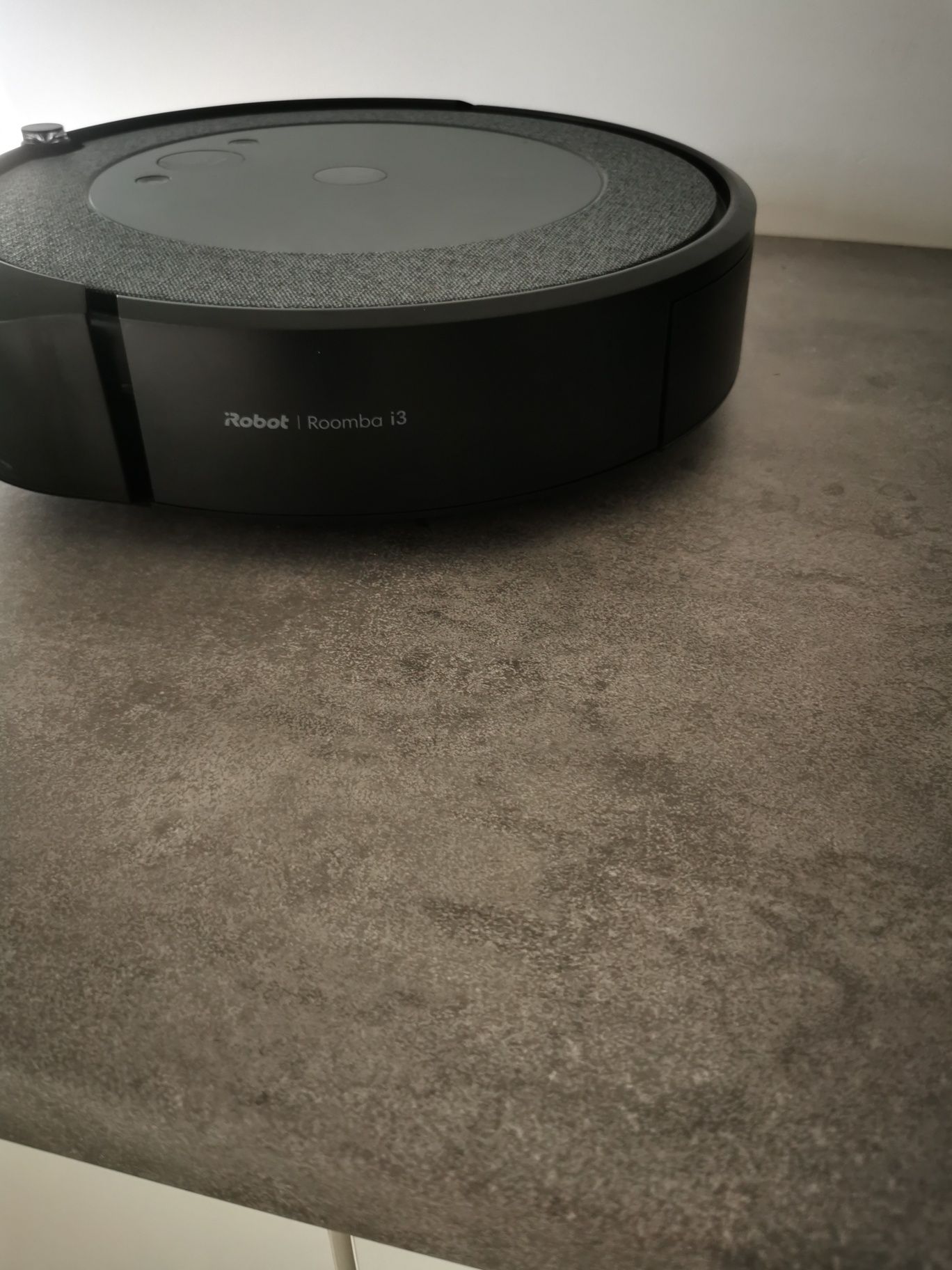 Robot odkurzajacy iRobot i3 roomba