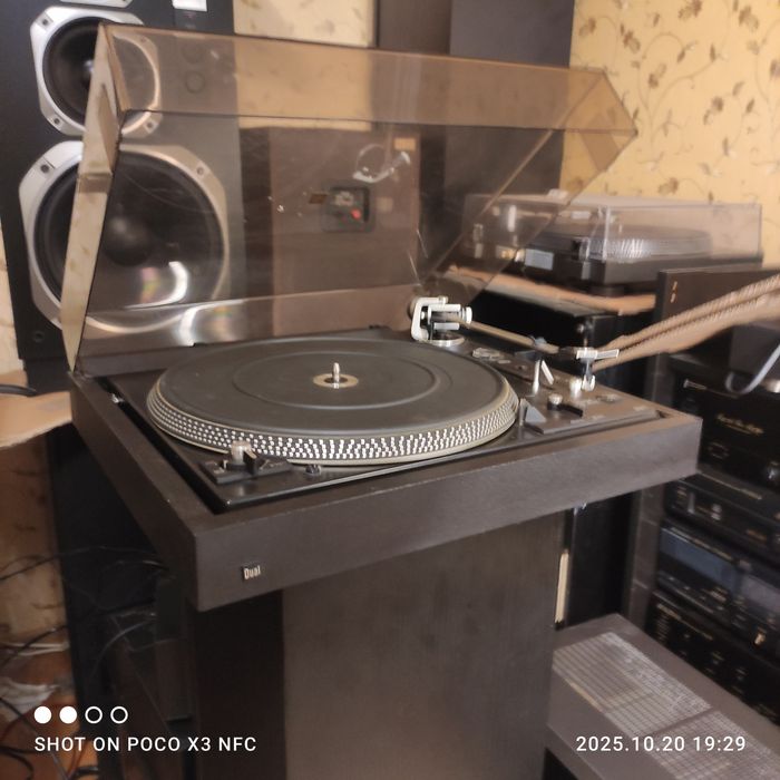 Проигрователь виниловых пластинок Dual cs 522