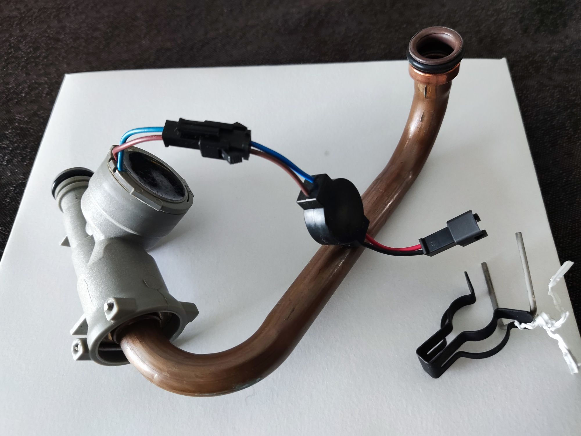 Hidrogerador Vulvano Click HDG Semi novo 1 mes de uso
Marca: Junker, V