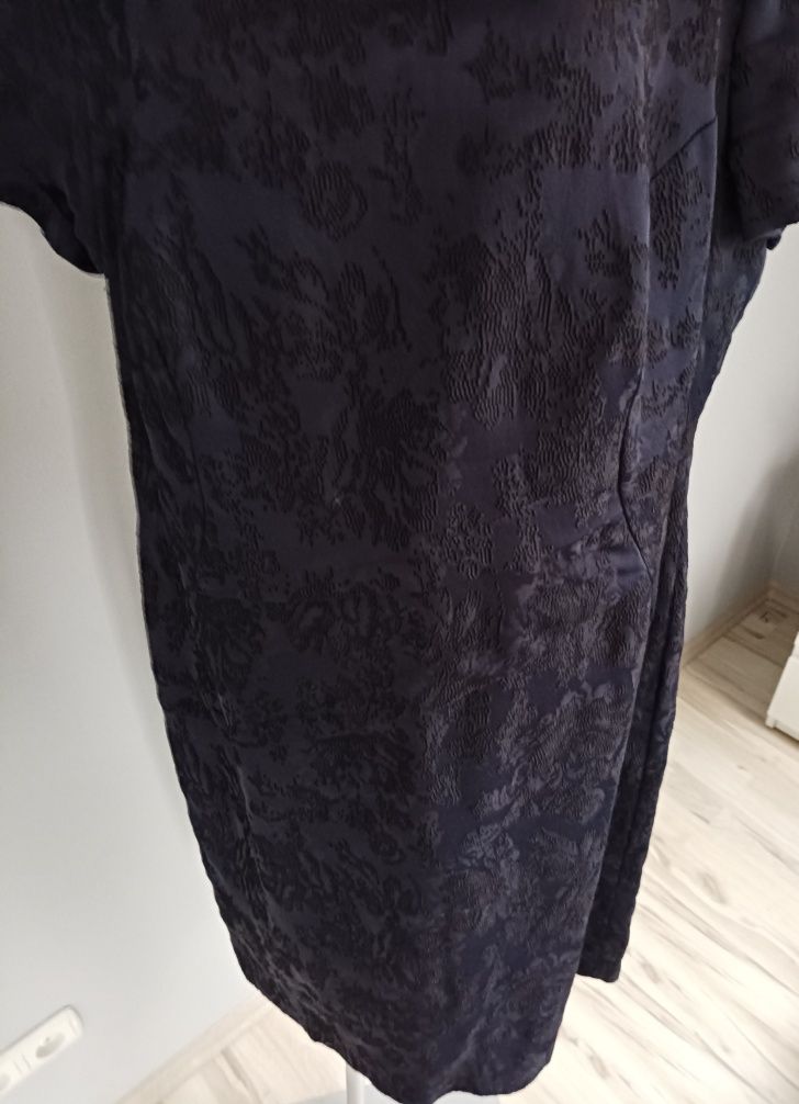 48 3XL 4XL 46 kaskada sukienka granatowa czarna koronka
