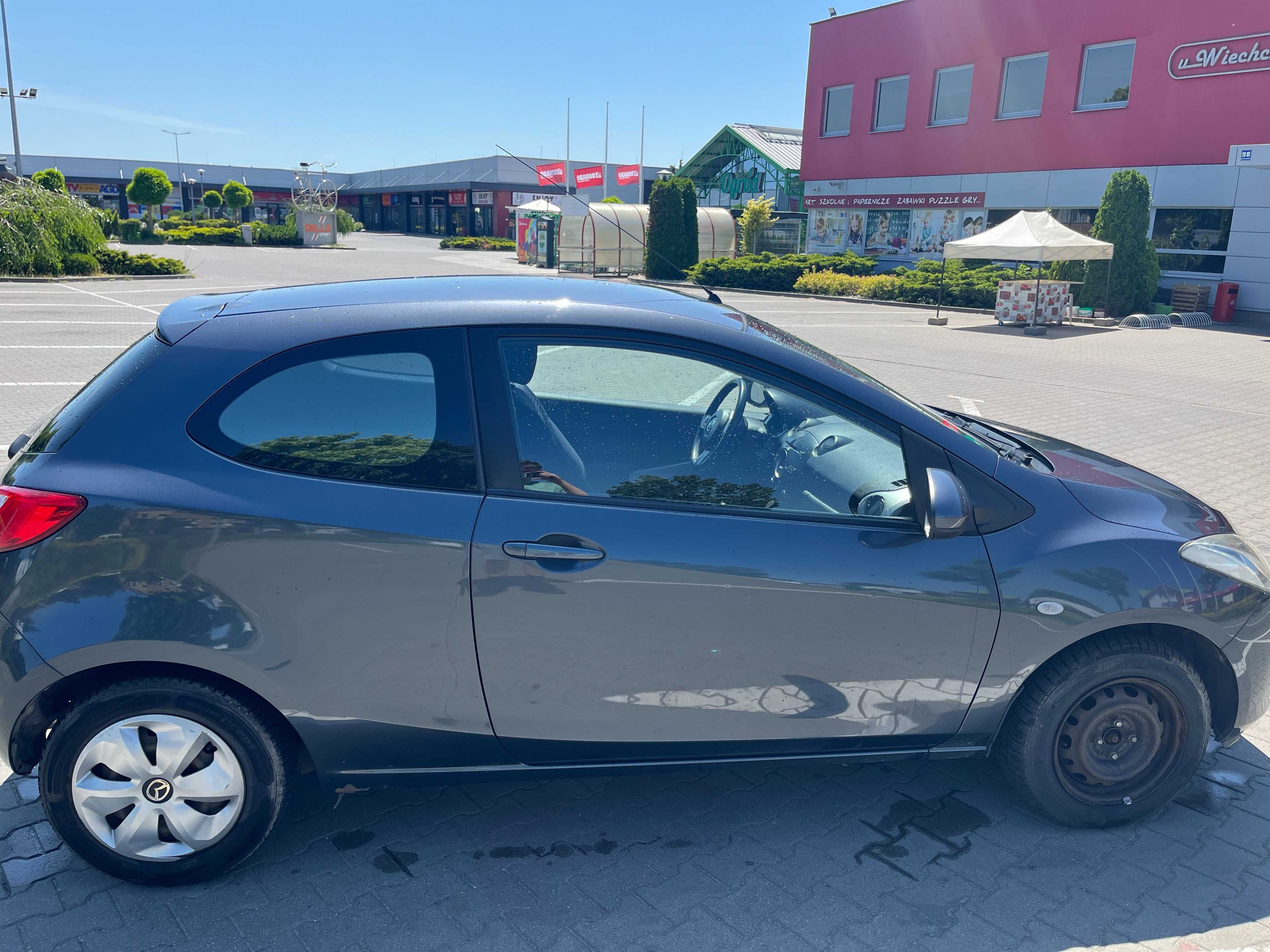 Mazda 2 rocznik 2009