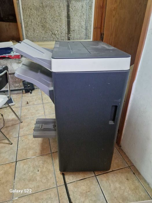 Fotocopiadora impresssora Konica Minolta Bizhub Pro C754e+Finalizador