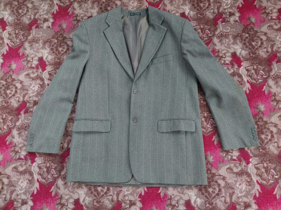 Костюм мужской  56 размер