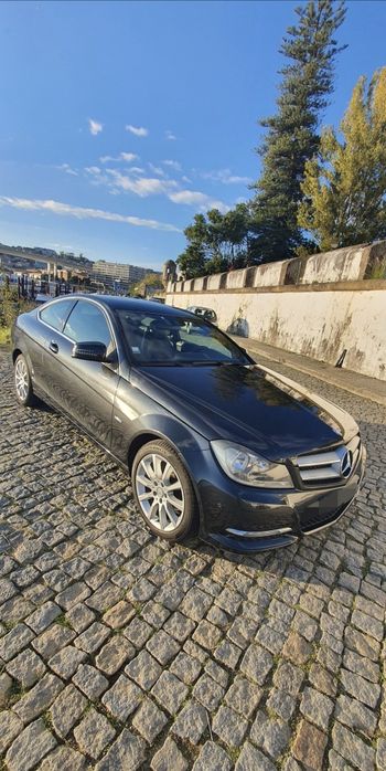 Mercedes benz C220 CDI Coupe BE Nacional