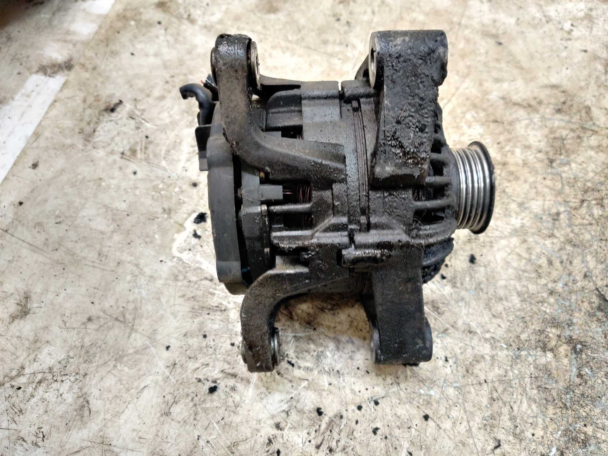 Opel Astra H 1.4 Alternator