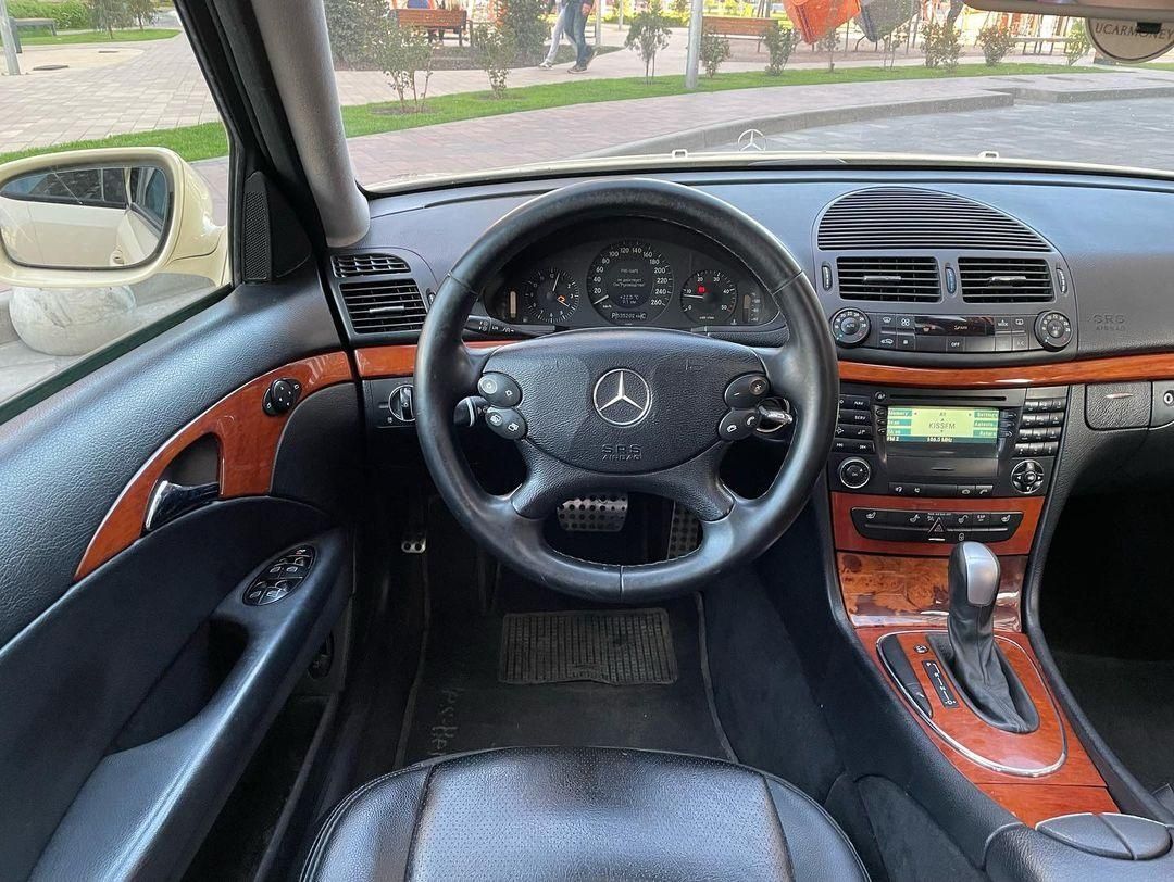 Продам Mercedes 211 2.2 дизель!