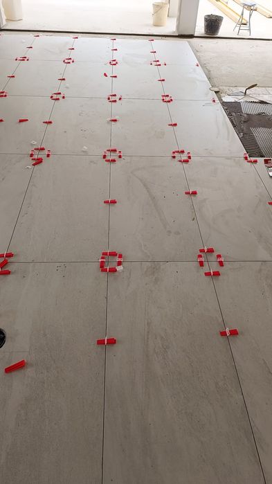 Ladrilhador por metro ou enpleita