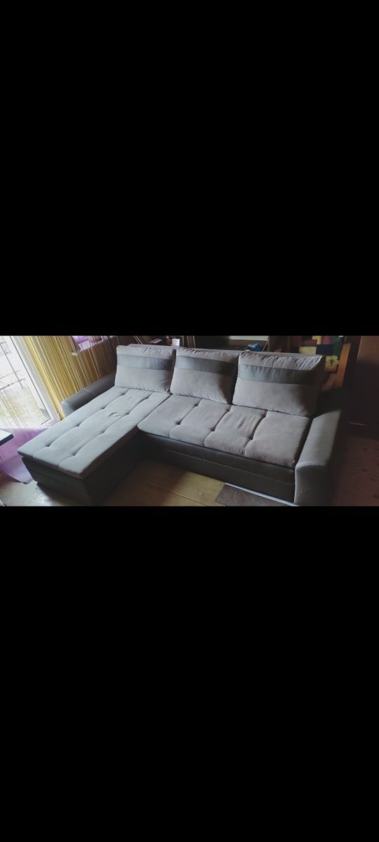 Elegancka szara sofa