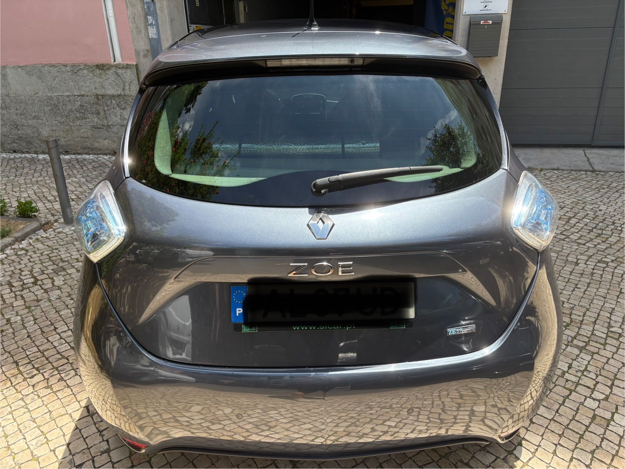 Renault Zoe (BFM_) Elétrico 109 cv / 80 kW