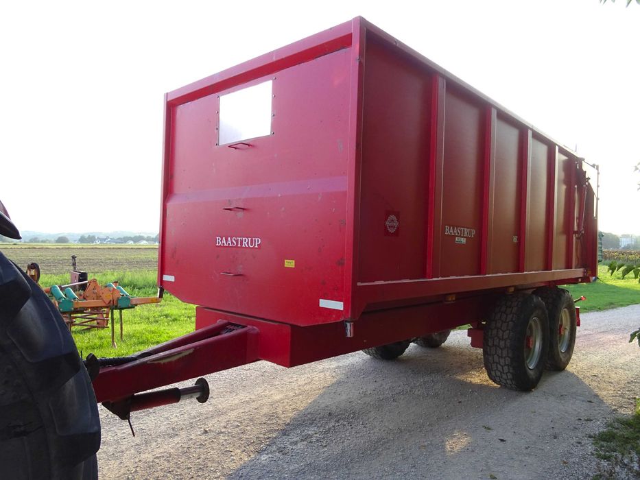 Przyczepa wywrotka 16t Idealny stan metaltech joskin tandem
