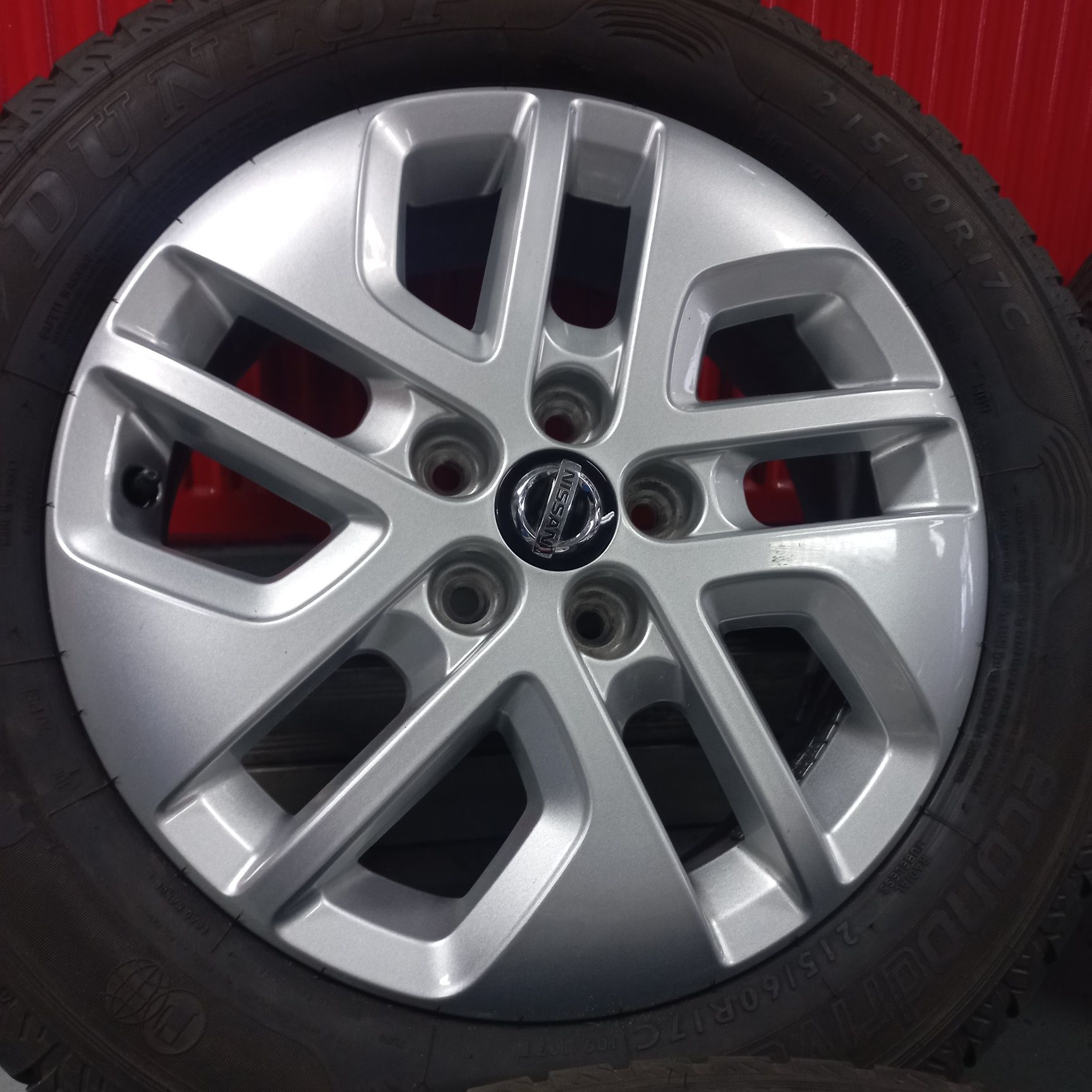 Koła Letnie TRAFIC VIVARO PRIMASTAR 17" 5x114.3 Stan Jak Nowe !