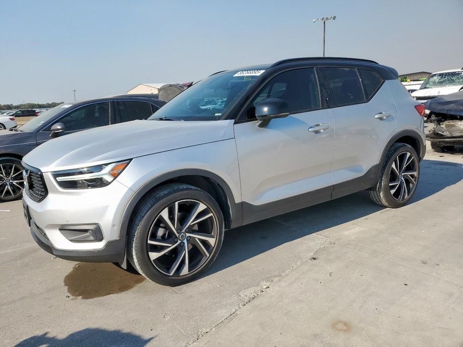 Volvo XC 40