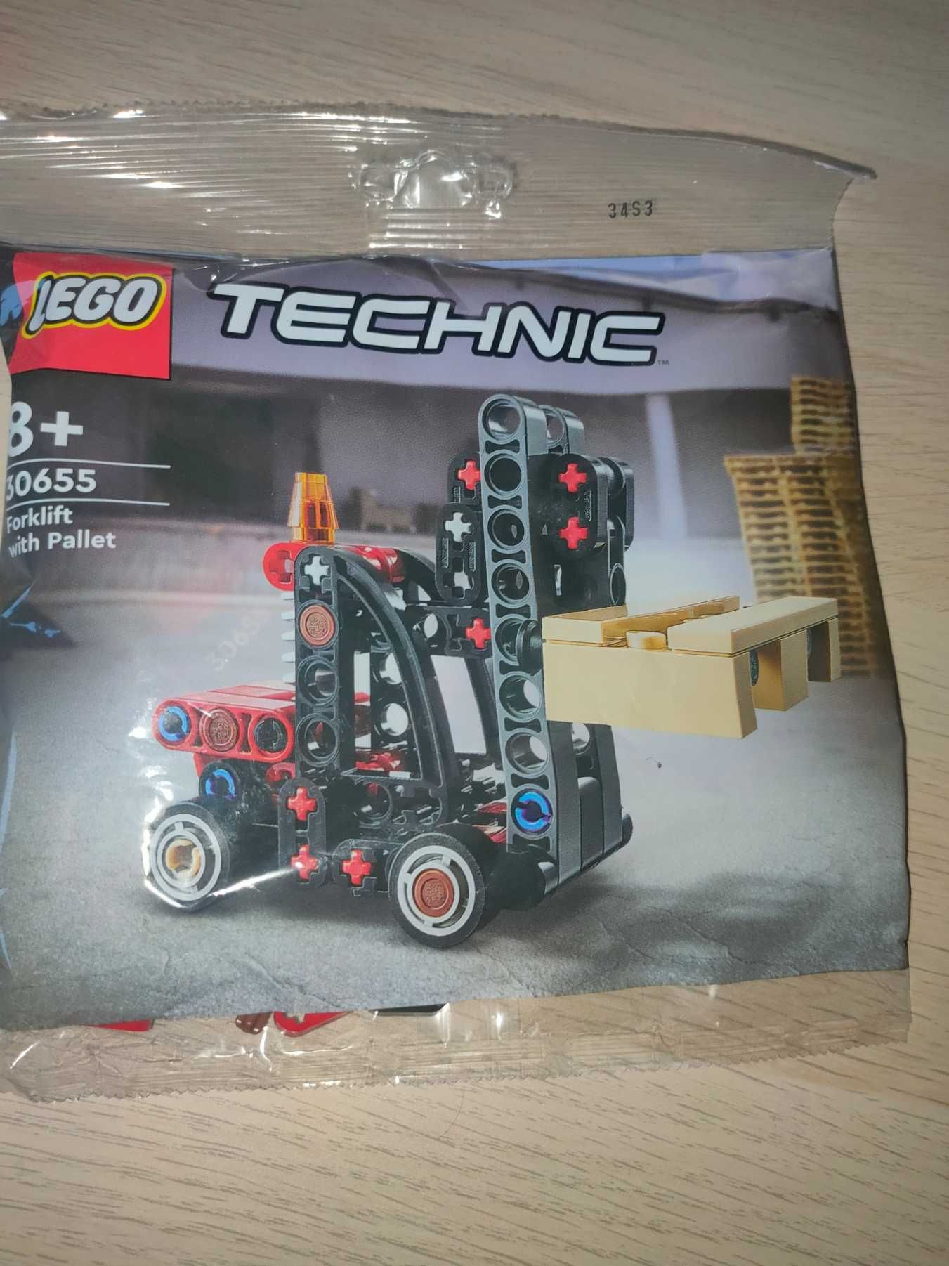 Sprzedam LEGO 30655 Technic Wózek widłowy z paletą polybag