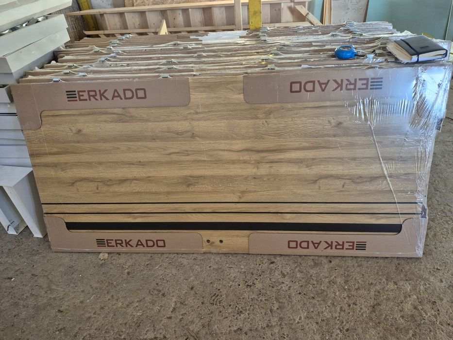 Nowe drzwi pokojowe z futryną