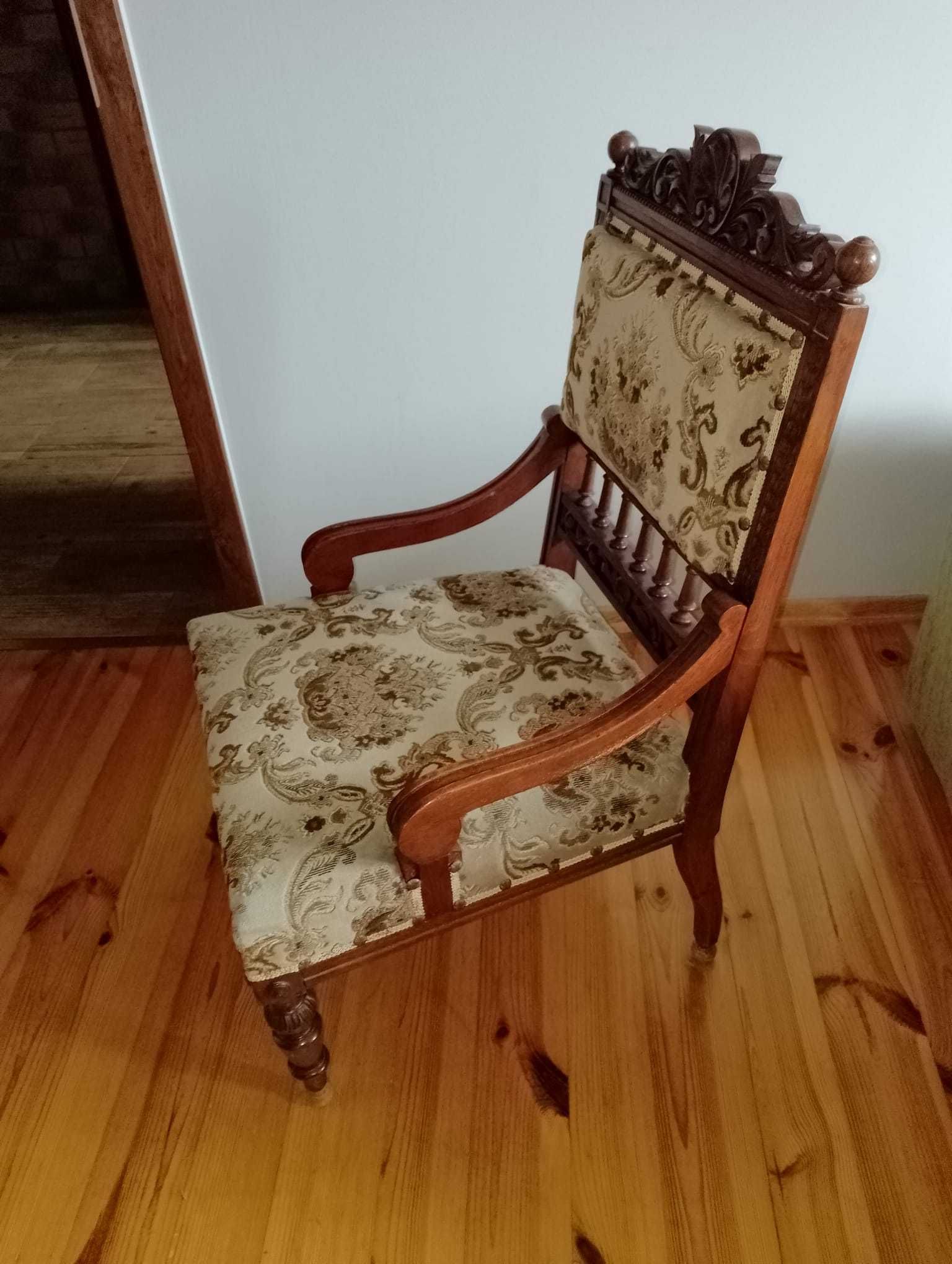 Dwa fotelo-krzesła