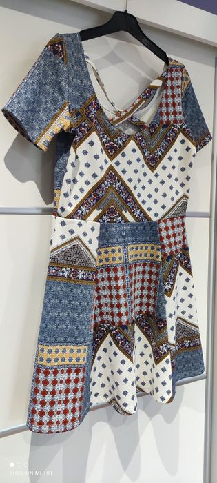 Sukienka wiosenna H&M 42