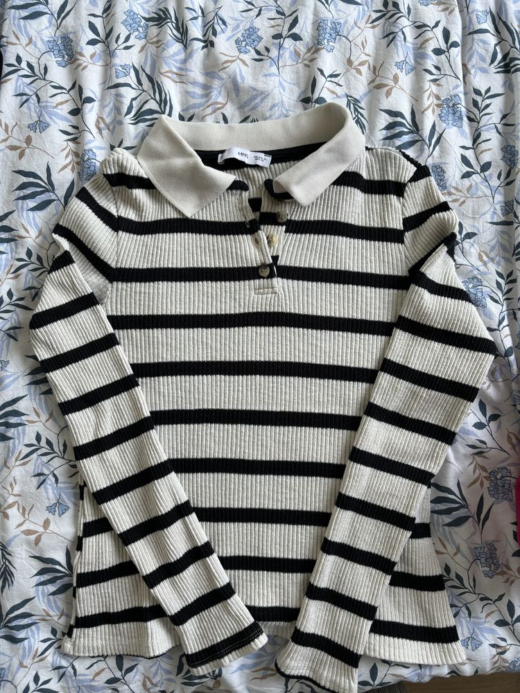 Sweter w paski z kołnierzykiem S M