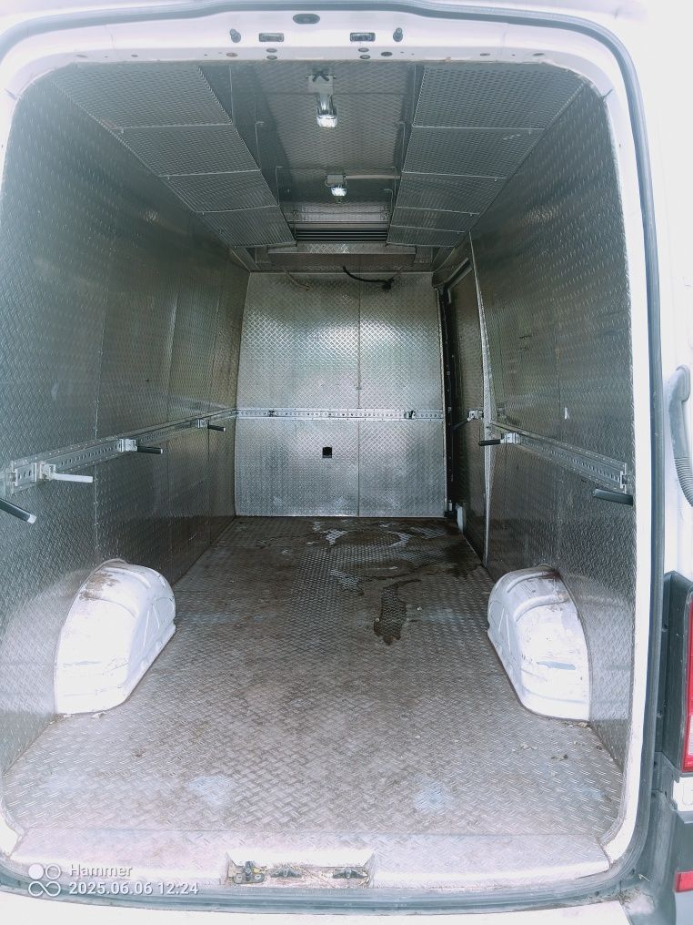 Volkswagen crafter II izoterma automat navi klima L4 h3