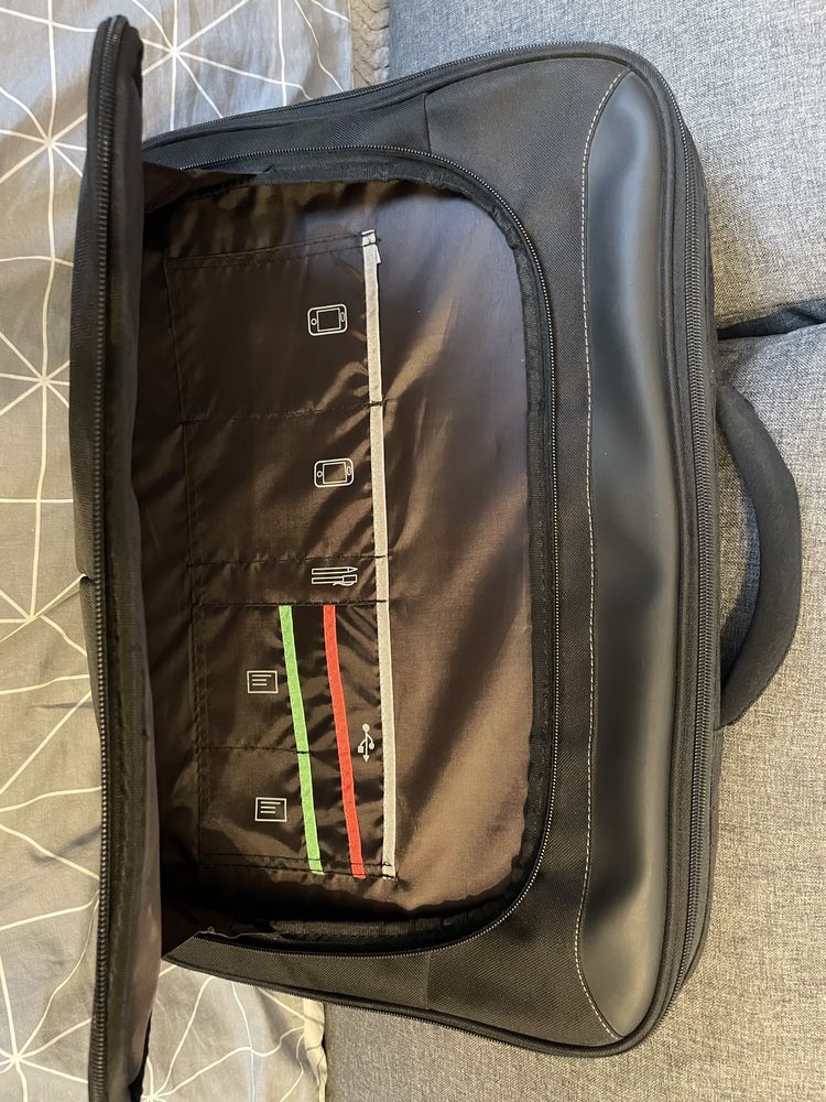 Laptop Acer AN517-51