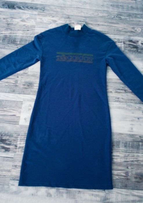 Спортивна сукня Adidas, спортивное платье