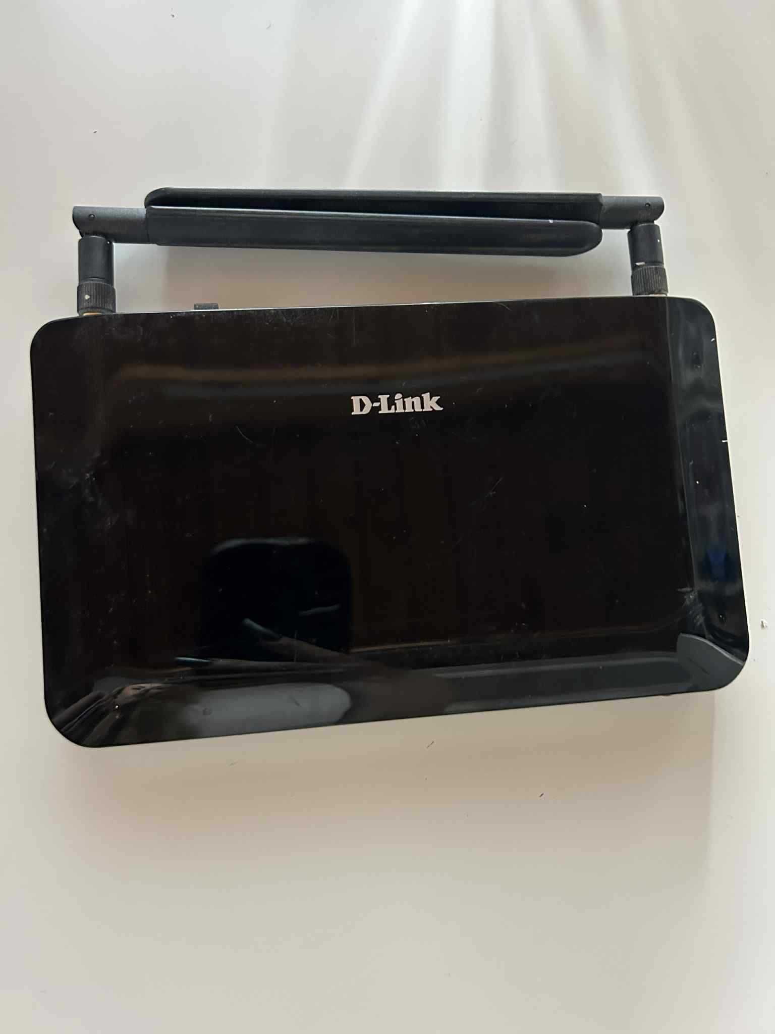 Router D-Link DWR-921 4G LTE + zasilacz