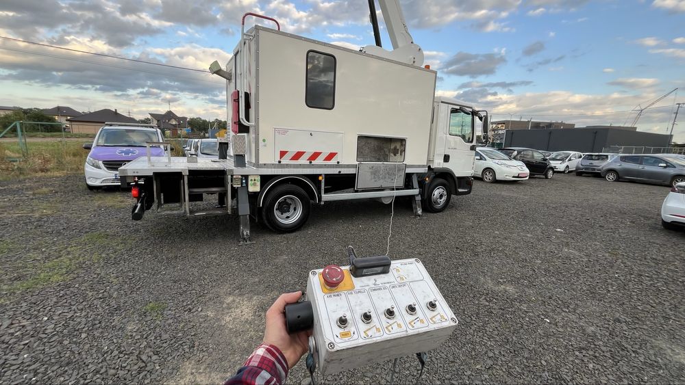 Автовишка MAN TGL 12.220