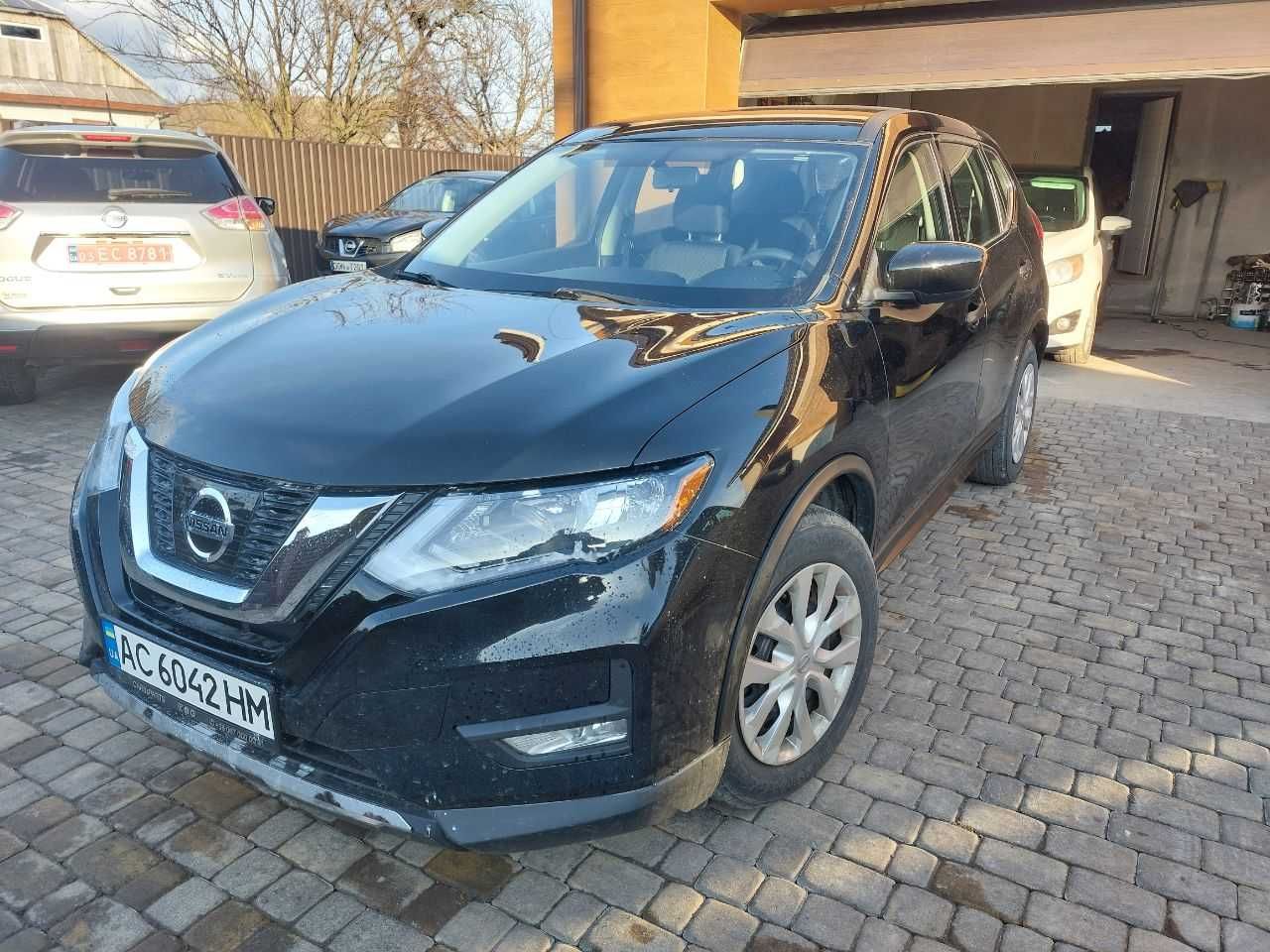 Nissan Rogue 2017 р. 2.5 бензин, автомат