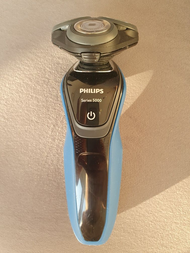 Електробритва Philips Series 5000 S5250