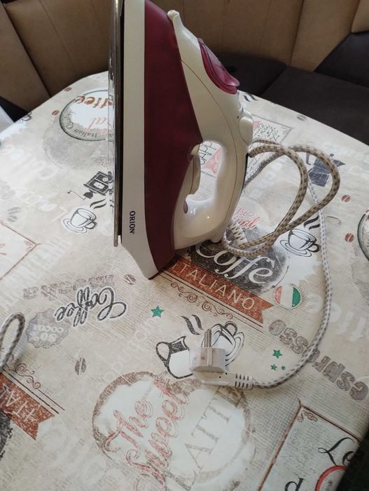 Утюг в рабочем состоянии