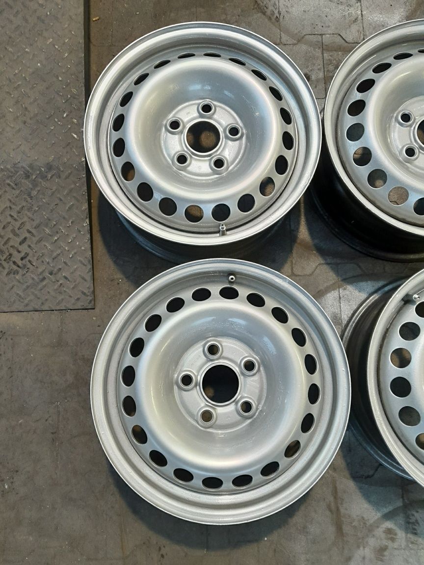 Felgi stalowe VW T5 T6 Transporter R16 6.5J 5x120 Et51