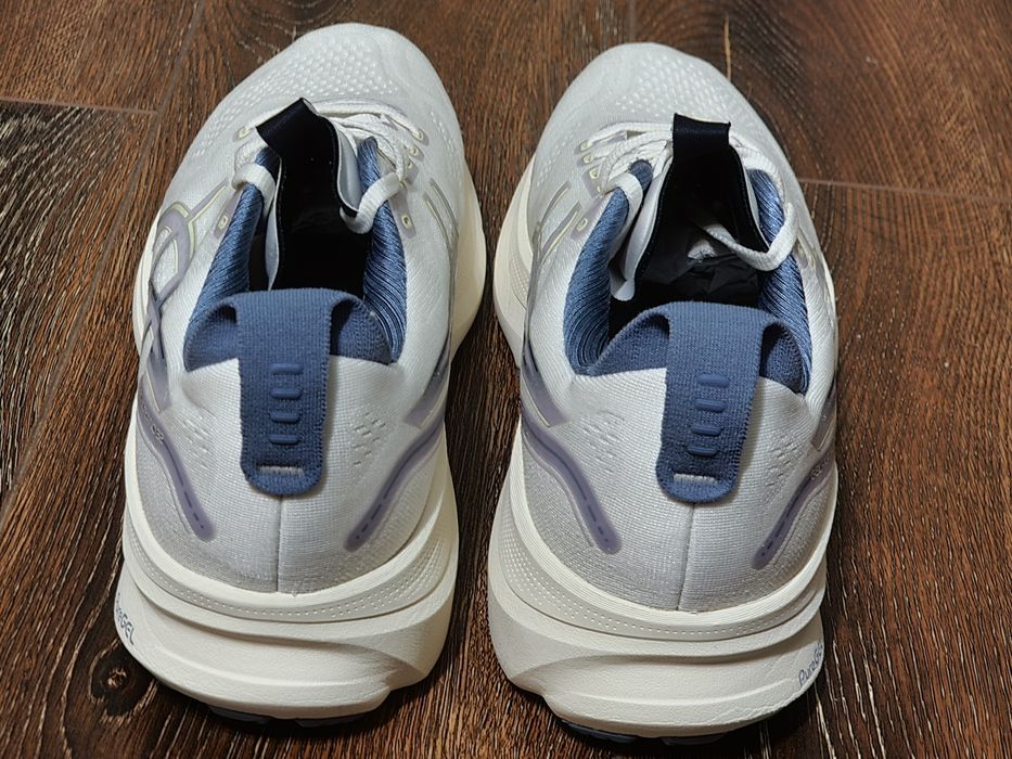 Оригінал 100% чоловічі кросівки asics gel kayano 32   euro 46
Професій