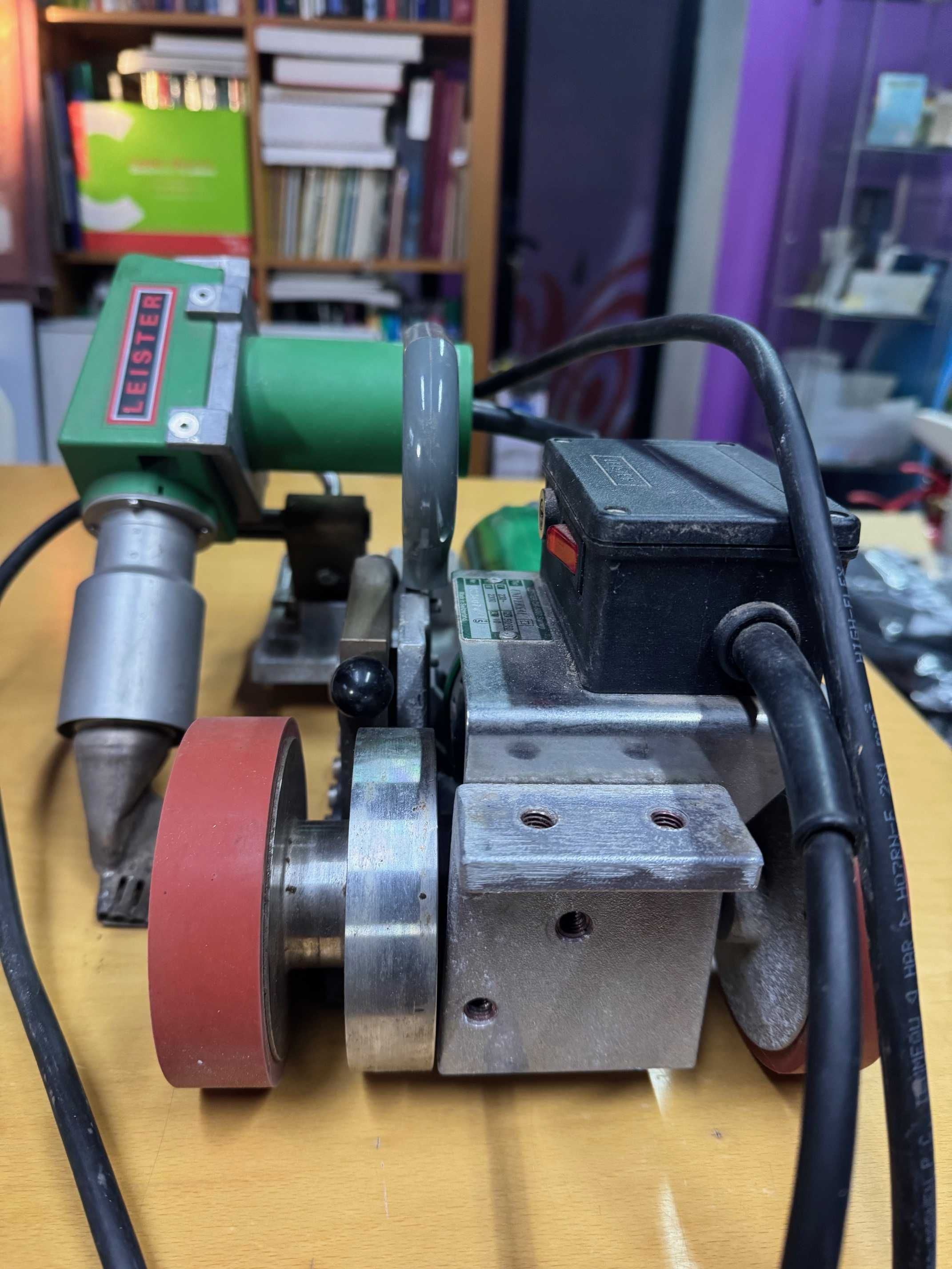 LEISTER CH-6060 Sarnen  - Vulcanizadora Semiautomática