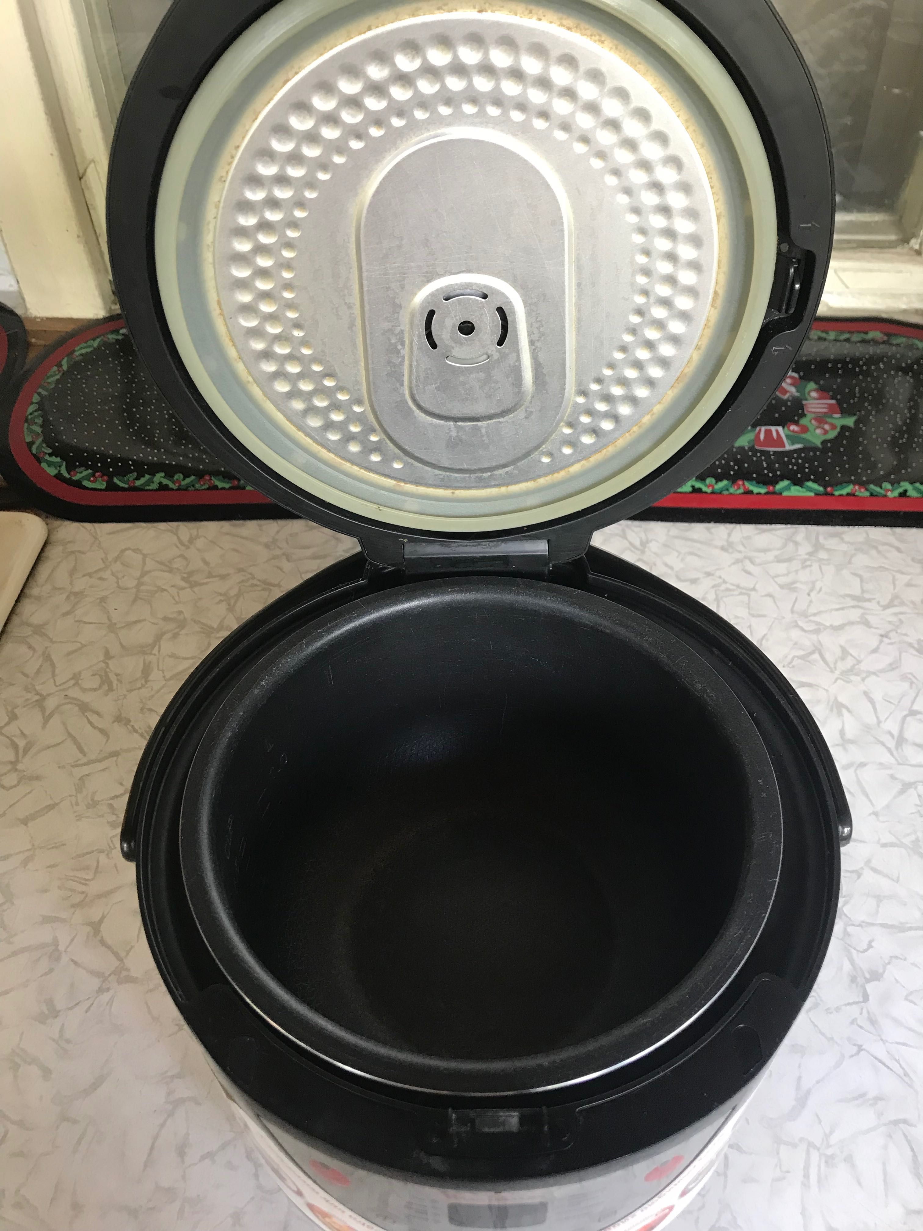 Мультиварка Moulinex ,кофемолка Saturn
