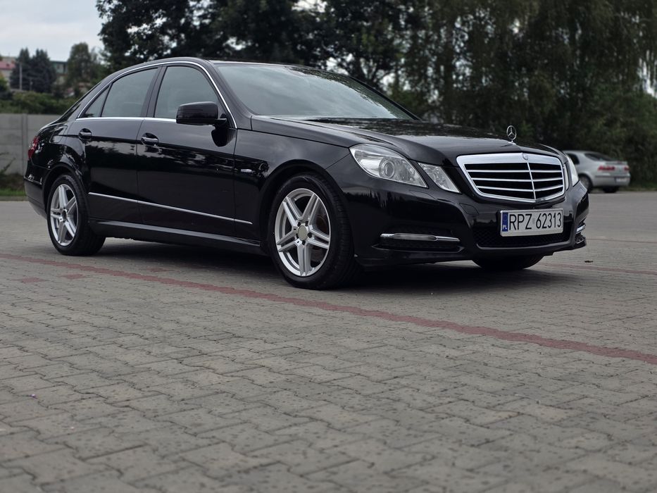 Mercedes E klasa W212 E250 4Matic Automat Doinwestowany