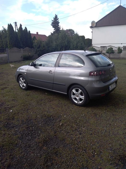 Seat Ibiza 2008 rok