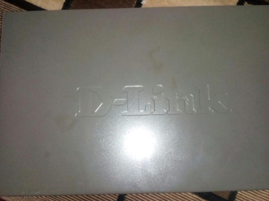 Продам свіч D-Link